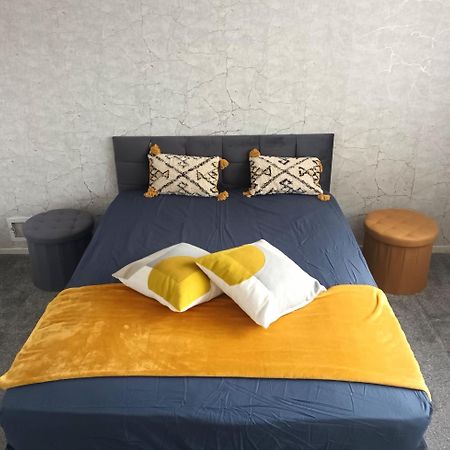 וויטפילד 2 Bed Apartment מראה חיצוני תמונה